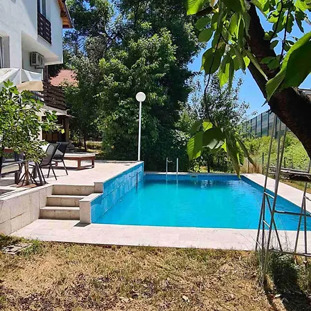Βίλα M&e Oasis With Private Pool