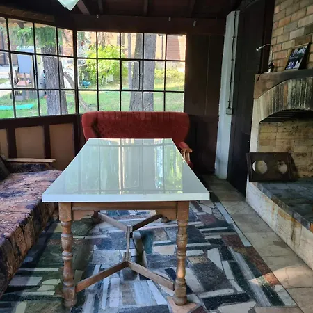 Private With Swimming Pool M&e *