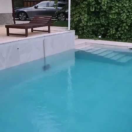 M&e Oasis With Private Pool