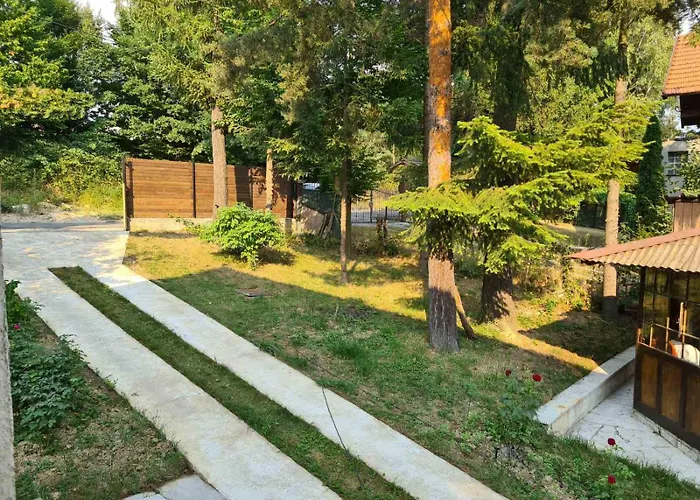 Private With Swimming Pool M&e *