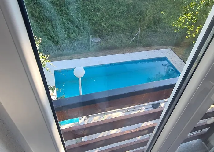 Private With Swimming Pool M&e *